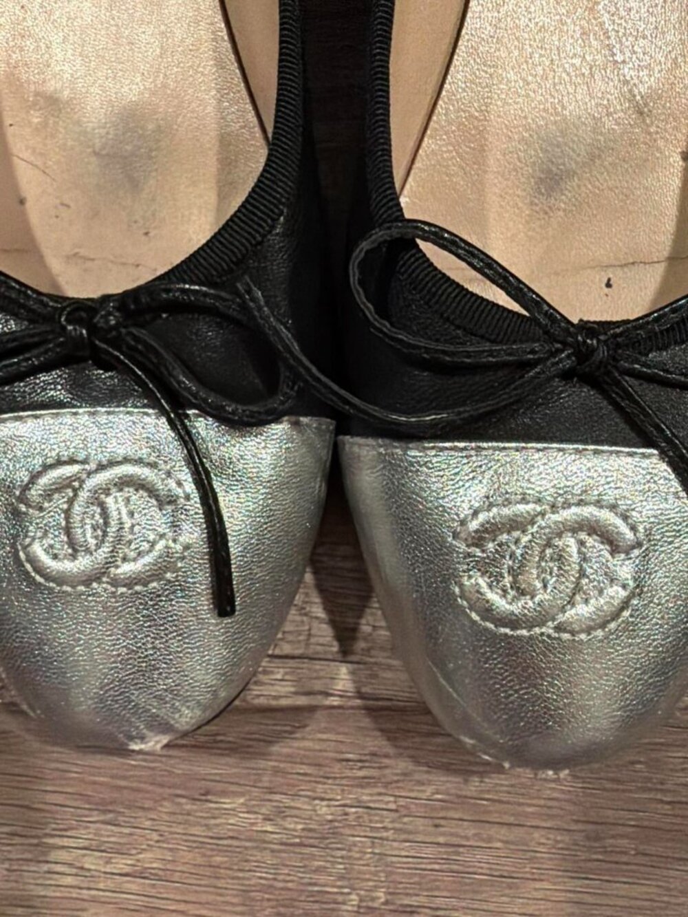 Chanel Black And Silver Leather CC Cap Toe Ballet Flats - Picture 3 of 8